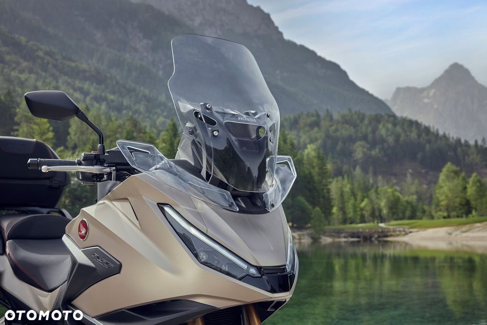 Honda NT - 9