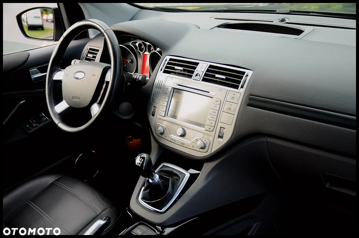 Ford Kuga 2.0 TDCi Titanium - 31