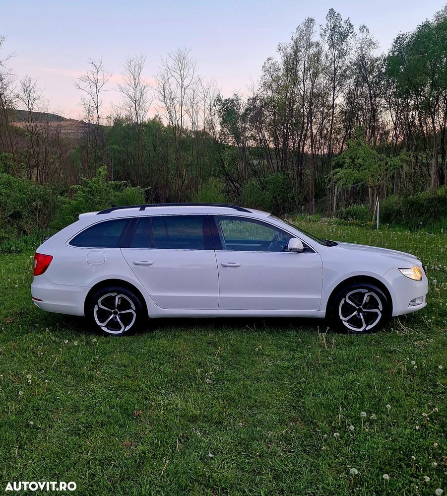 Skoda Superb 2.0 TDI DSG Elegance - 5
