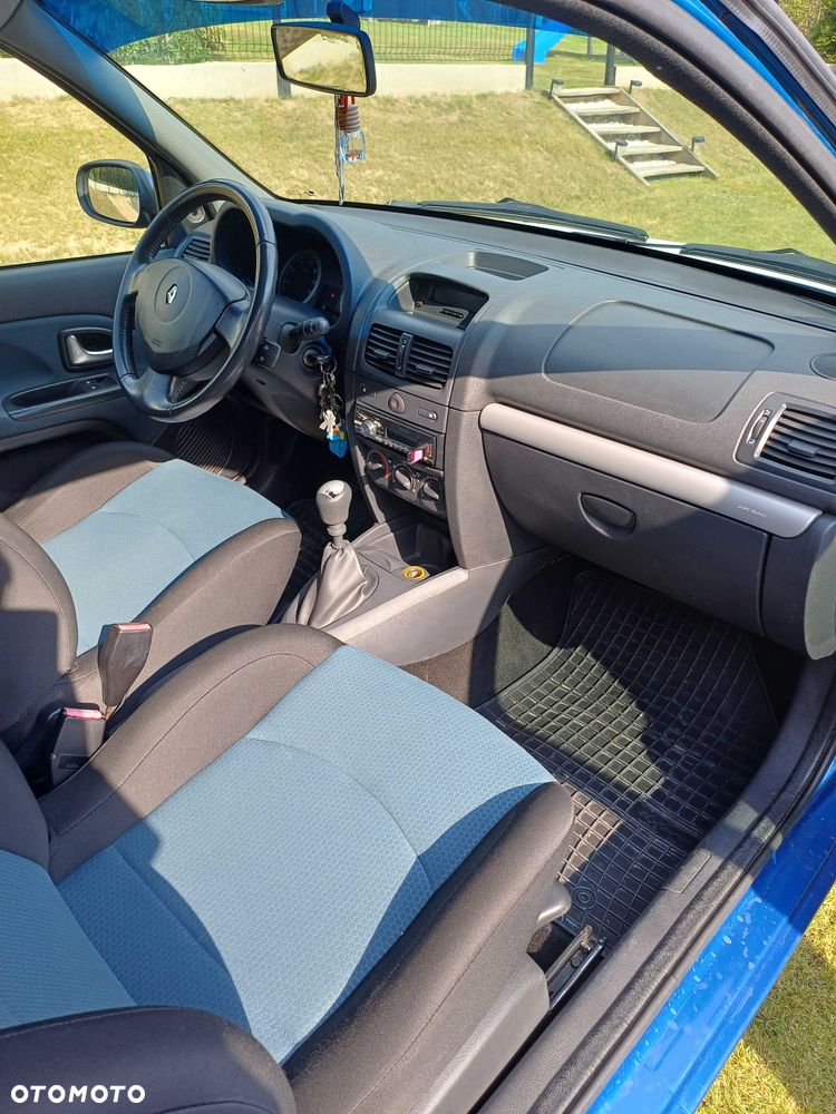 Renault Clio - 3