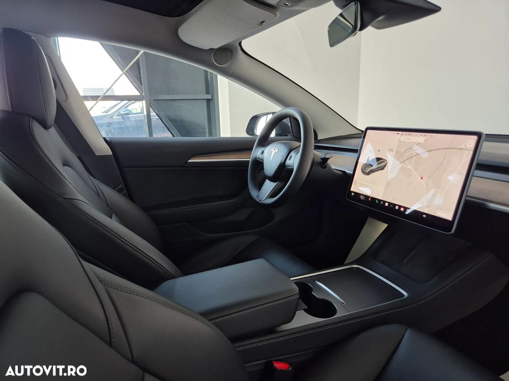 Tesla Model 3 Langstreckenbatterie Allradantrieb Dual Motor - 7