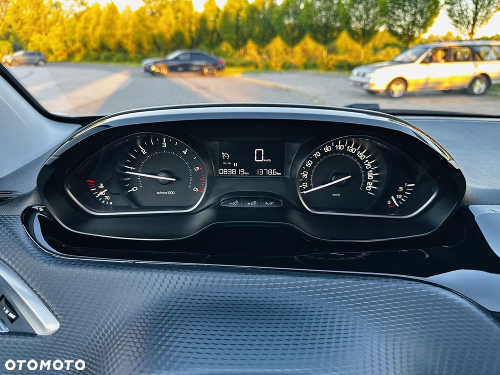 Peugeot 208 Blue-HDi 100 Stop&Start Active - 12
