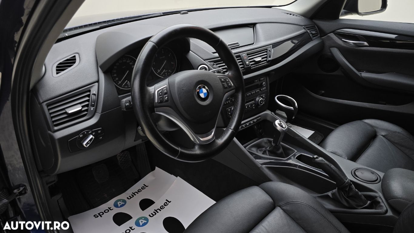 BMW X1 xDrive18d - 13