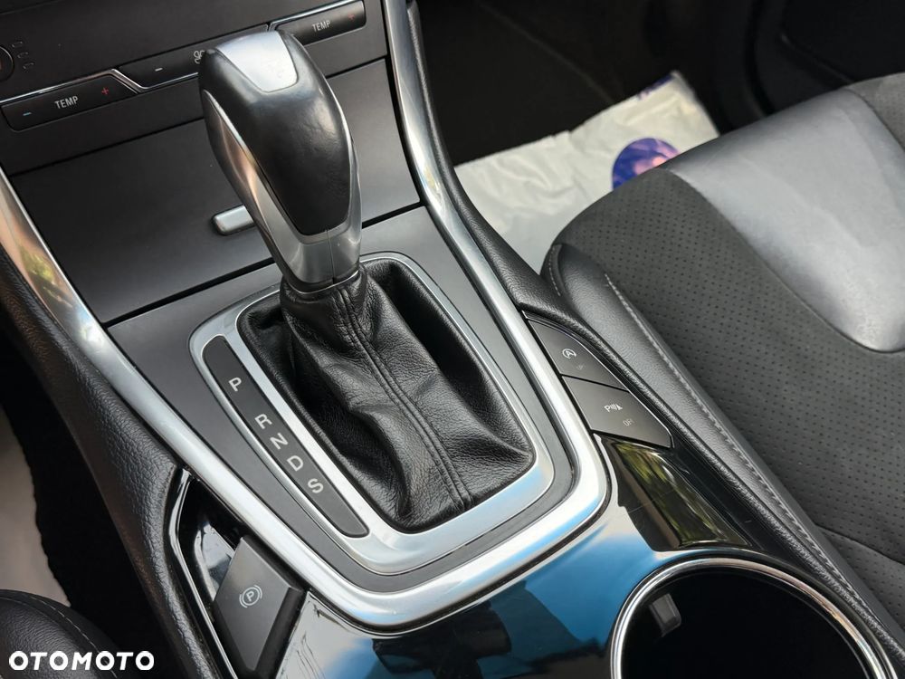 Ford Edge 2.0 TDCi Twin-Turbo 4WD ST-Line - 23
