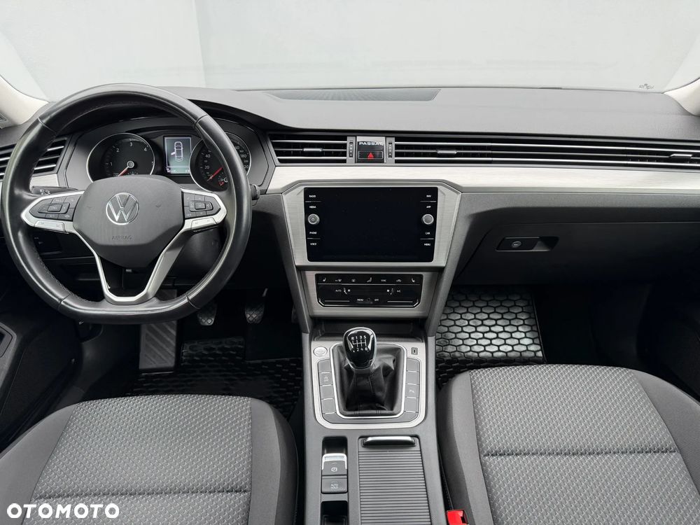 Volkswagen Passat 2.0 TDI EVO Elegance - 26