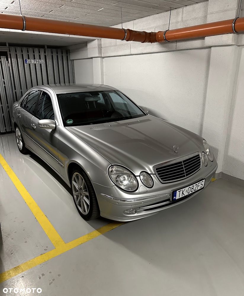Mercedes-Benz Klasa E 500 Avantgarde - 37