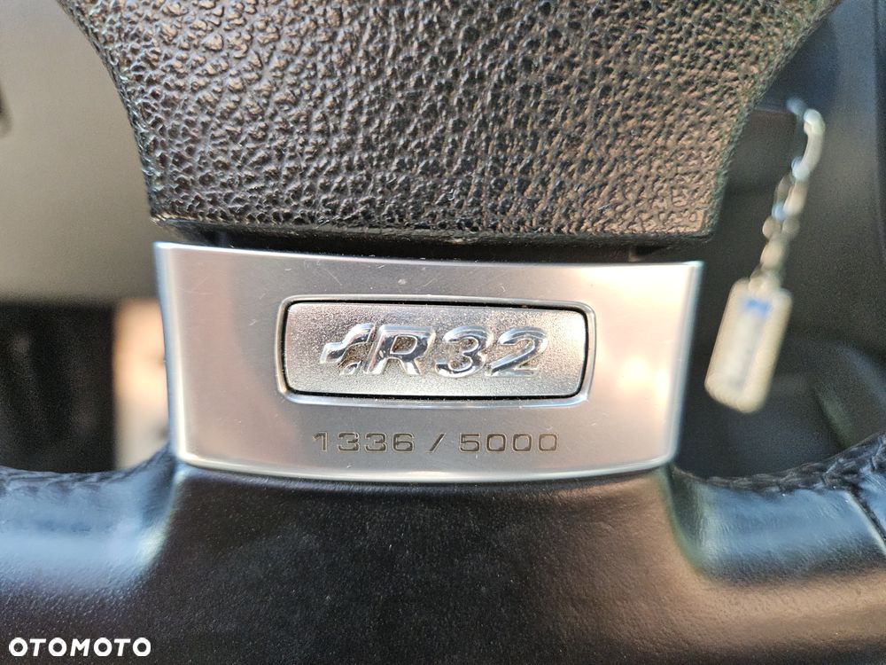 Volkswagen Golf R32 DSG - 18