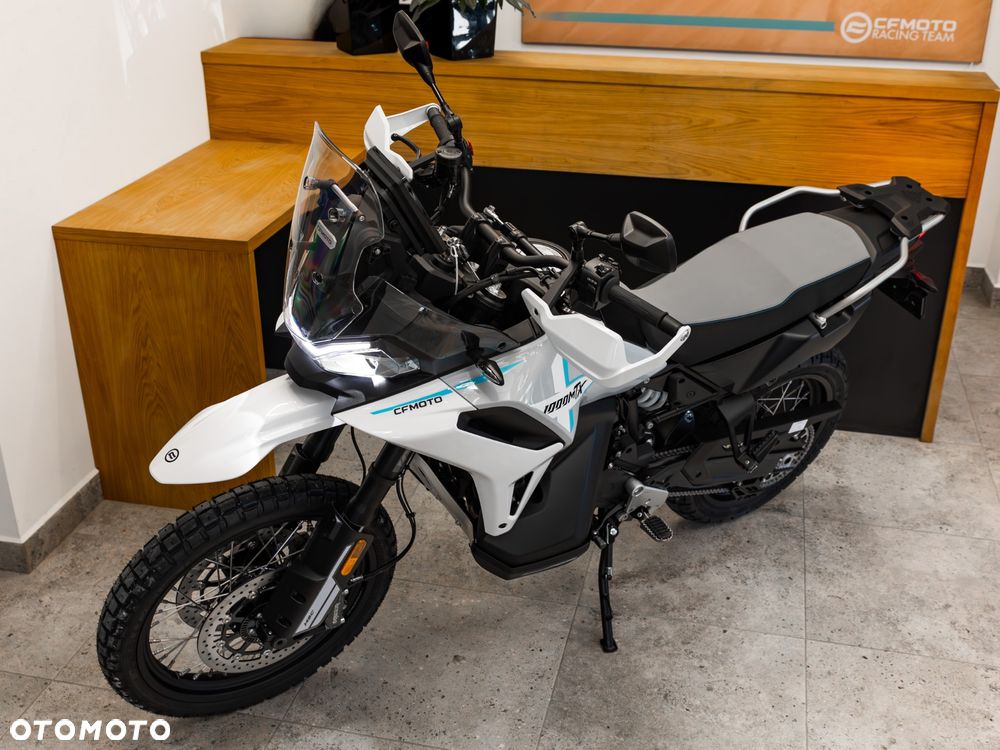 CFMoto MT-X - 2