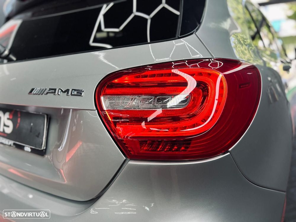 Mercedes-Benz A 180 d AMG Line - 13