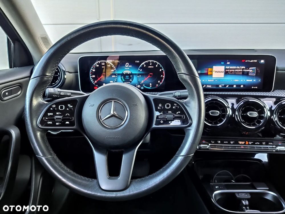 Mercedes-Benz Klasa A 200 Style 7G-DCT - 29