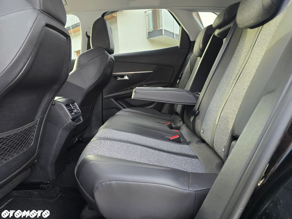 Peugeot 3008 2.0 BlueHDi Allure - 29
