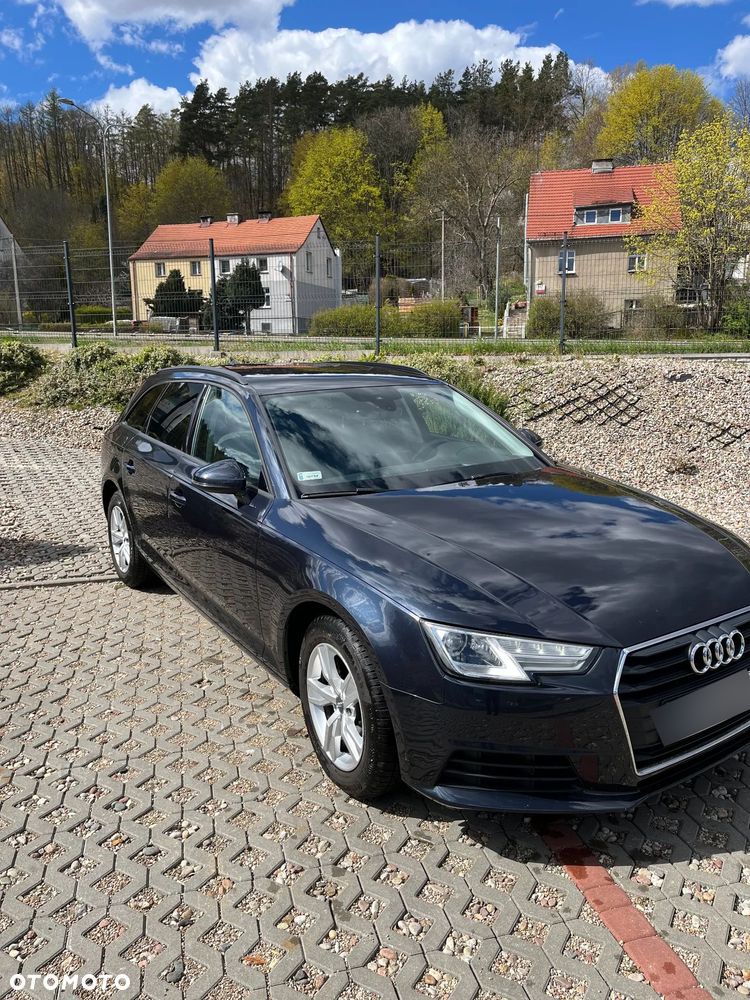 Audi A4 Avant 2.0 TDI - 5