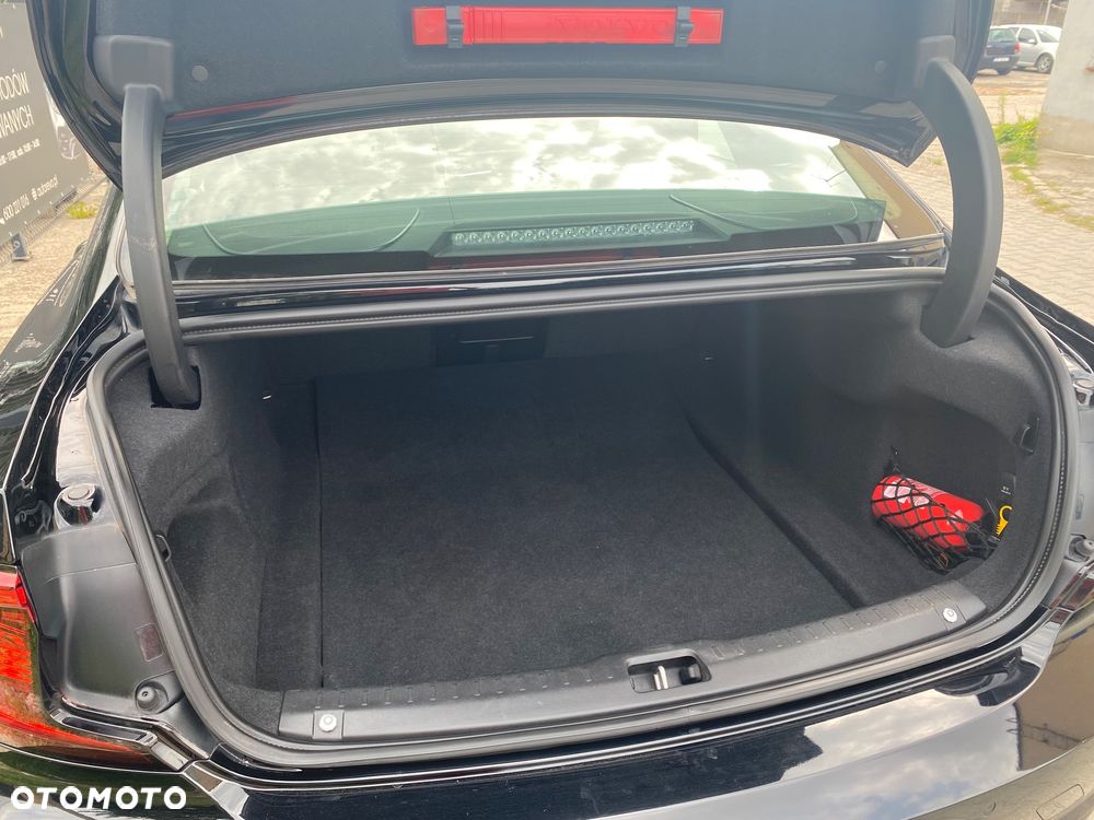 Volvo S90 D3 Momentum - 23