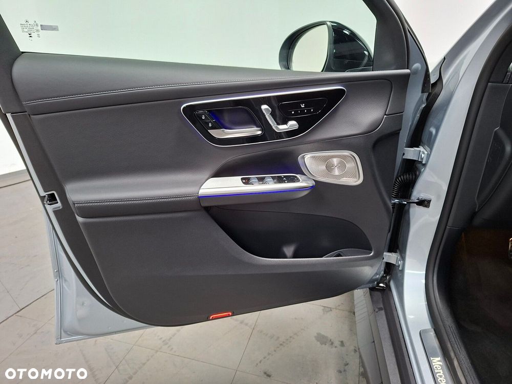 Mercedes-Benz GLC - 9