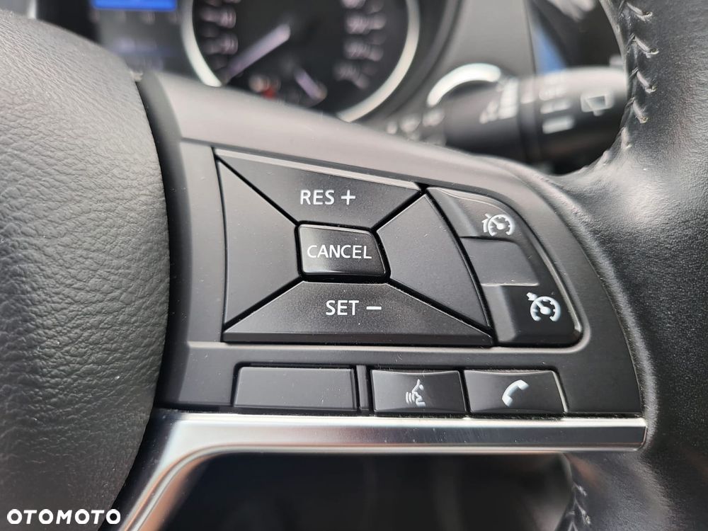 Nissan Qashqai 1.3 DIG-T N-WAY - 13