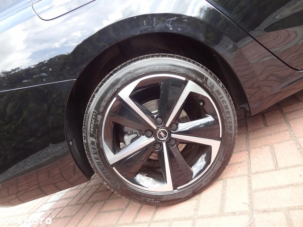 Opel Astra 1.5 D Automatik Elegance - 11