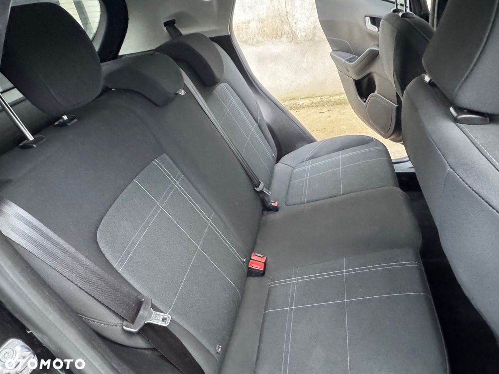 Ford Fiesta - 10