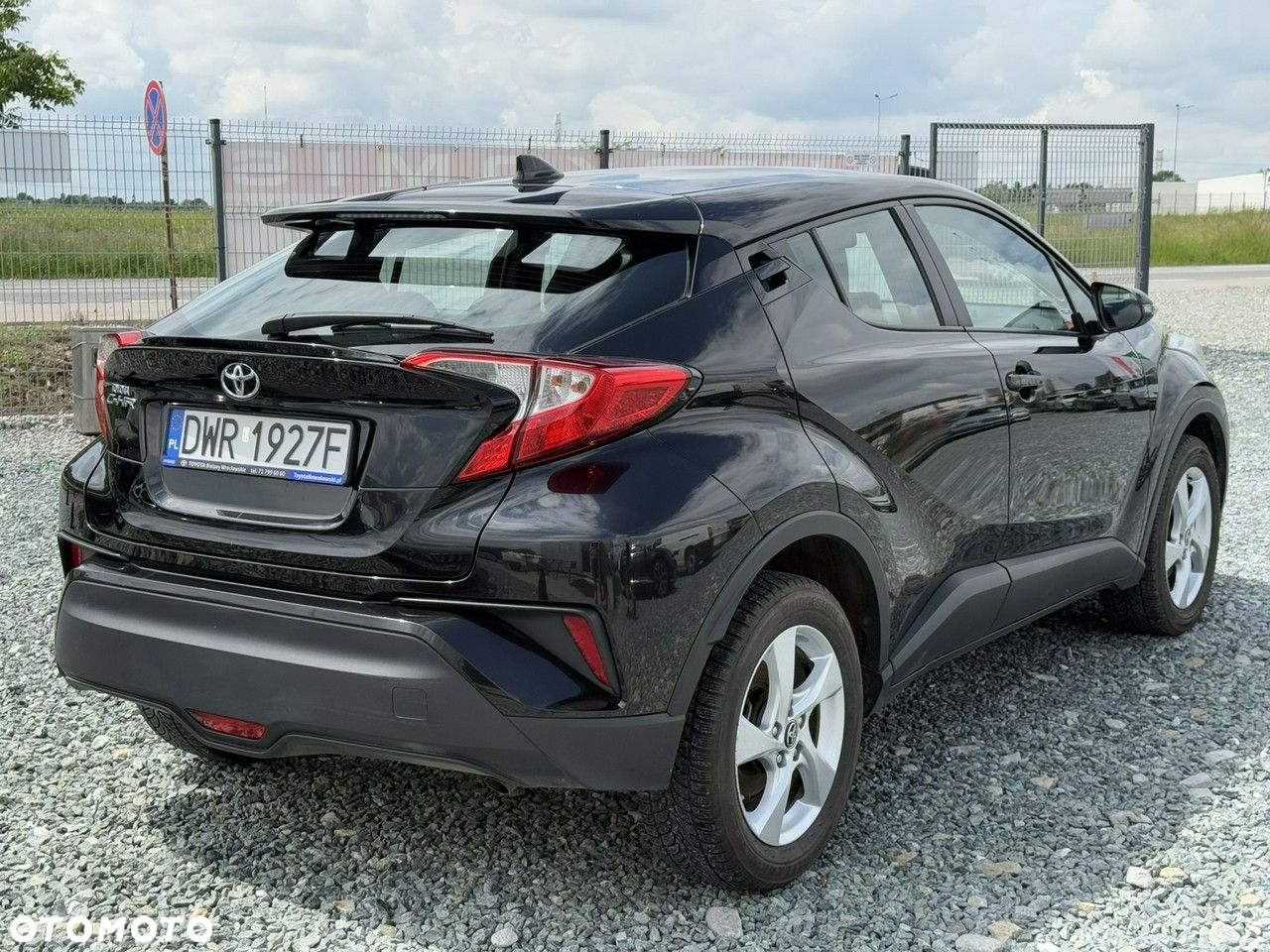 Toyota C-HR 1.2 T Active - 9