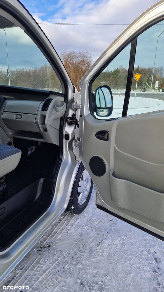 Renault TRAFIC L2H1 - 16