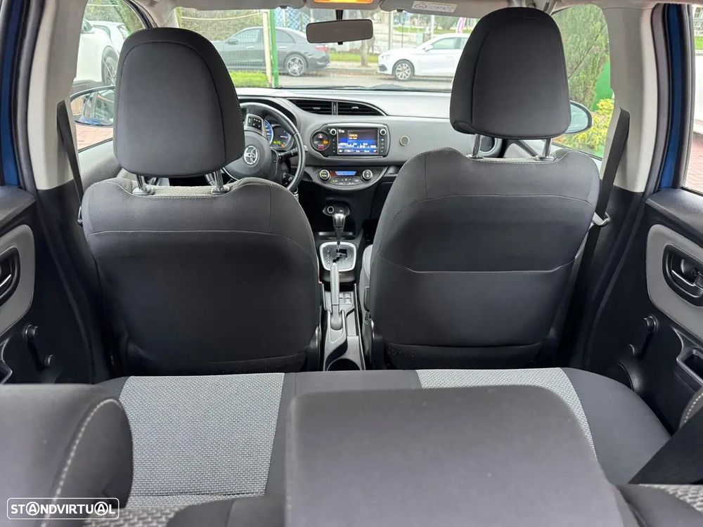 Toyota Yaris - 12