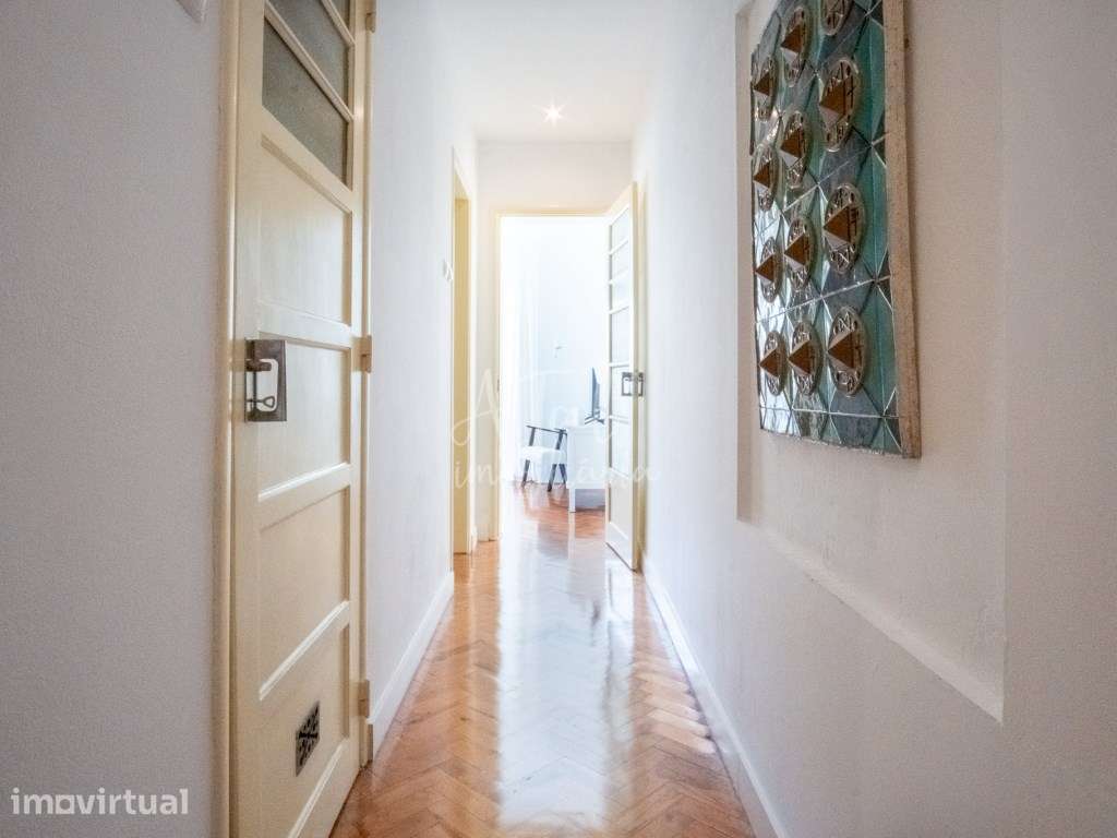Apartamento T2 C/TERRAÇO no centro de Lisboa - Grande imagem: 4/31