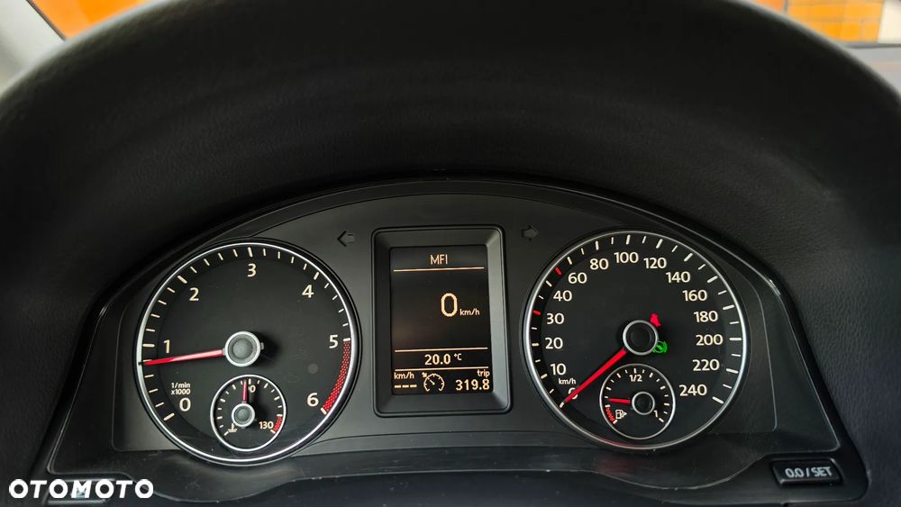 Volkswagen Golf Plus 2.0 TDI Highline DSG - 29