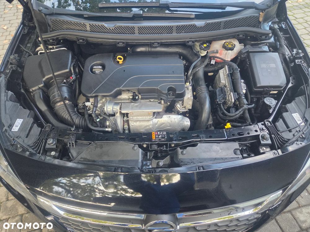 Opel Astra 1.4 Turbo Start/Stop Ultimate - 31