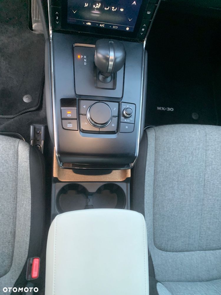 Mazda MX-30 e-SKYACTIV - 26