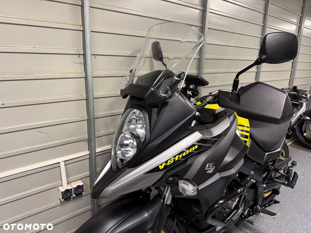 Suzuki V-STROM - 16