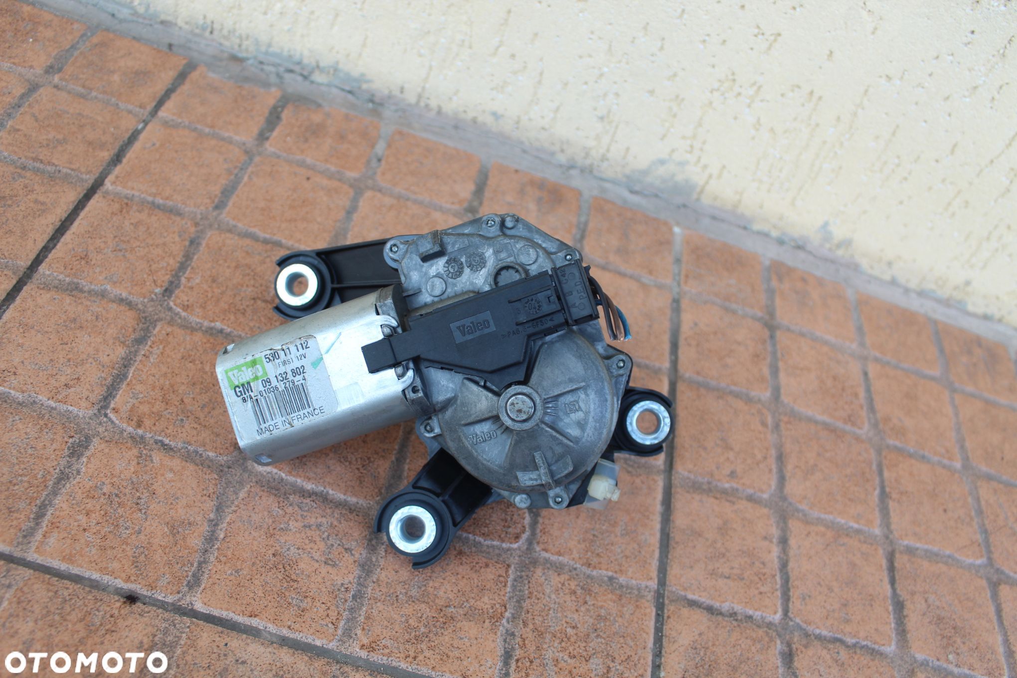SILNICZEK WYCIERACZKI TYŁ OPEL MERIVA A 09132802 - 1