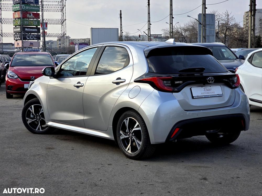 Toyota Yaris - 6