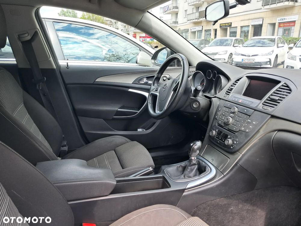 Opel Insignia 2.0 CDTI Active - 10