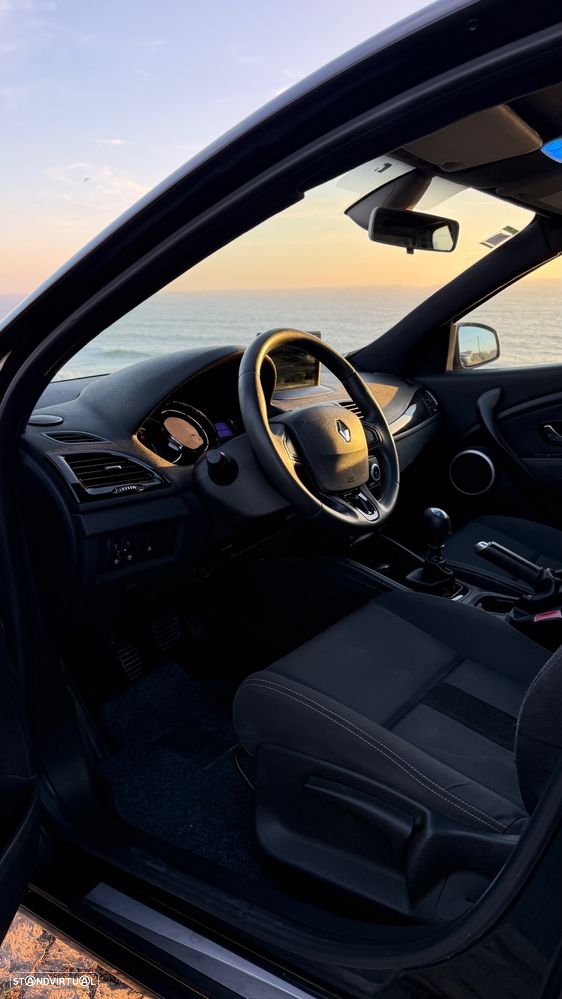 Renault Mégane 1.5 dCi Dynamique S SS - 13