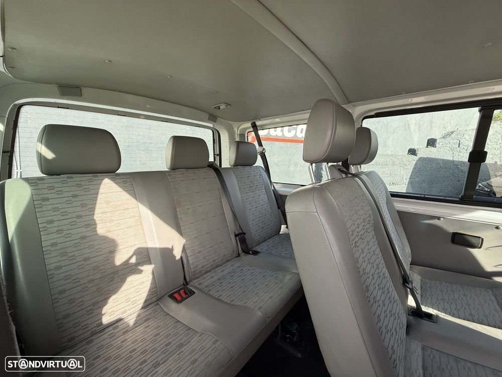 VW Transporter Transport 2.0 TDi 114 Extra AC T.Crianças BlueMotion - 8