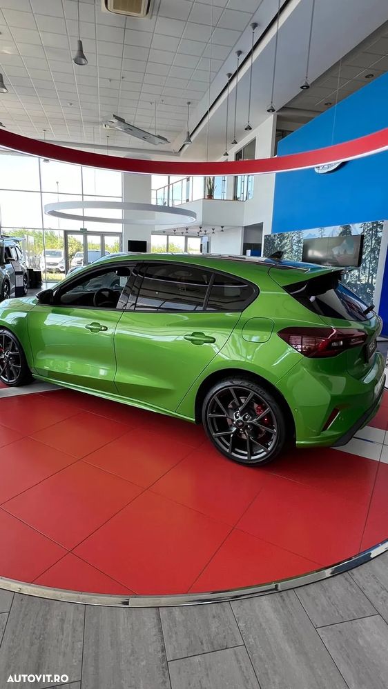 Ford Focus 2.3 Ecoboost 7DCT ST X - 3