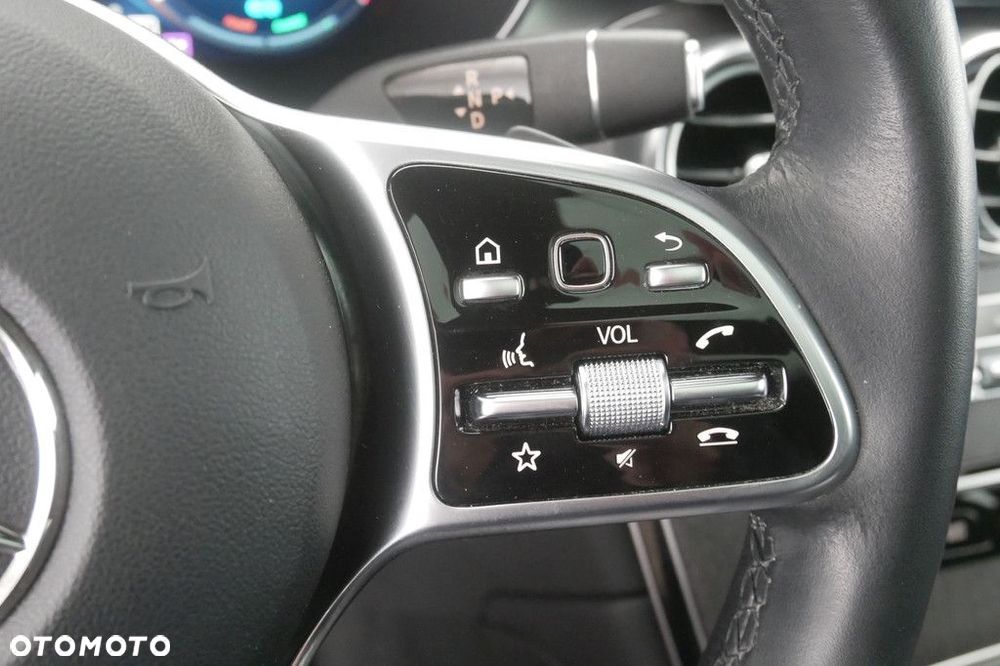 Mercedes-Benz GLC - 31