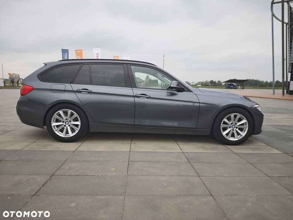 BMW Seria 3 320d Blue Performance Sport Line - 5