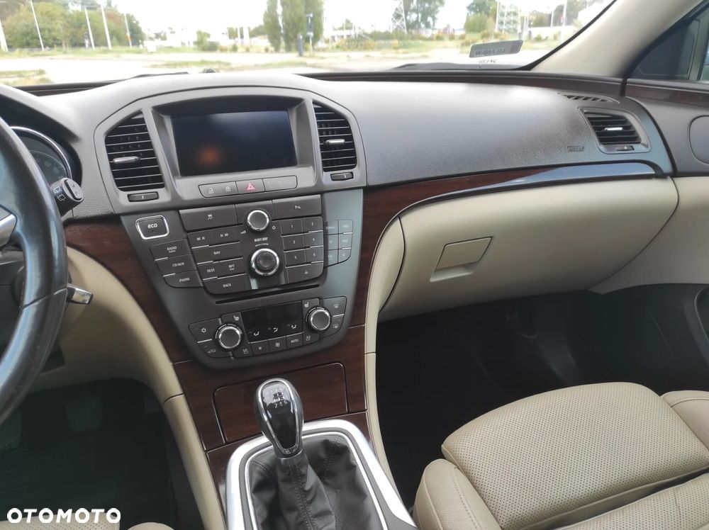 Opel Insignia 2.0 CDTI - 16