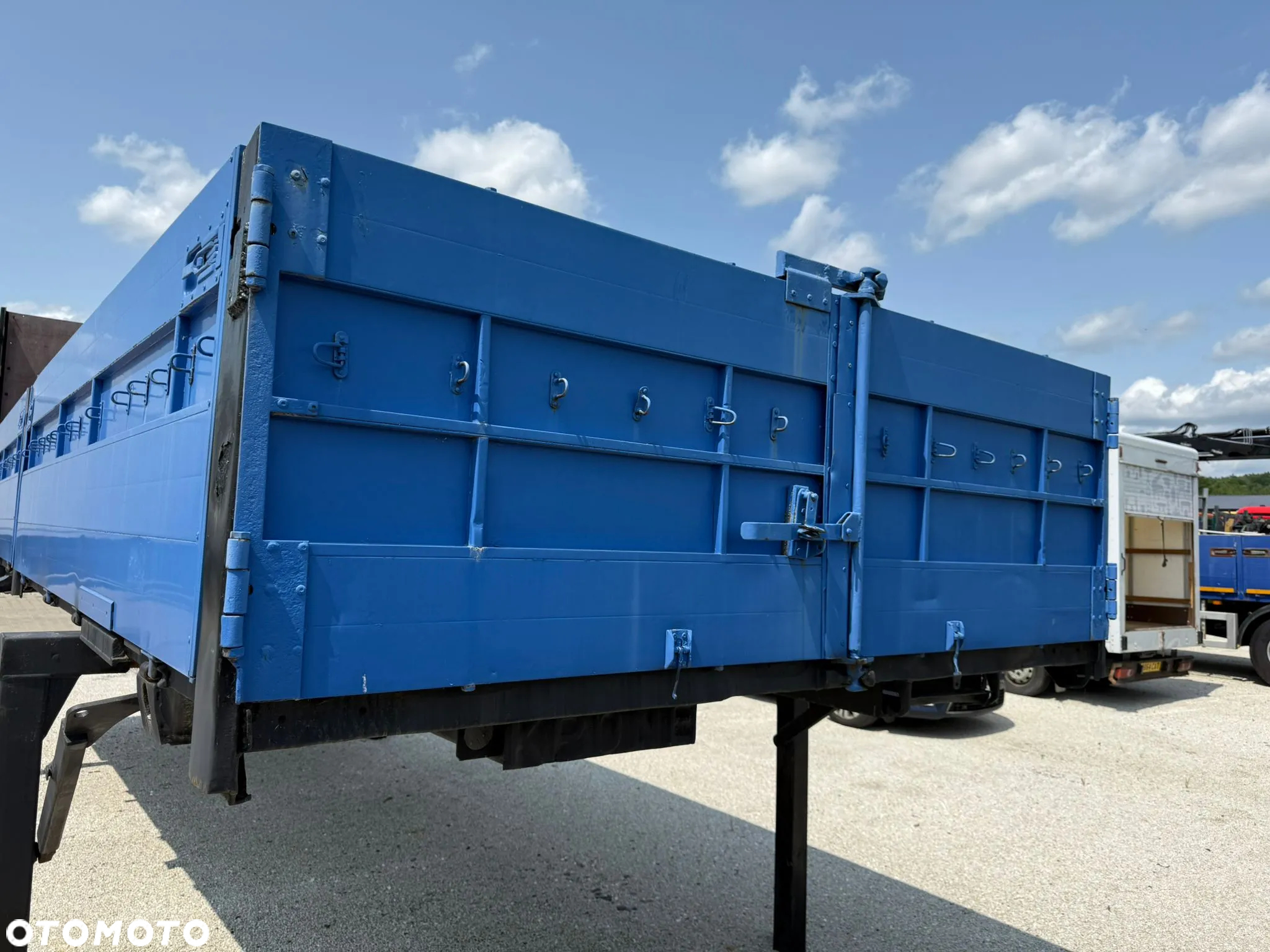 Skrzynia BDF // 2009 rok // 7900 PLN - 7