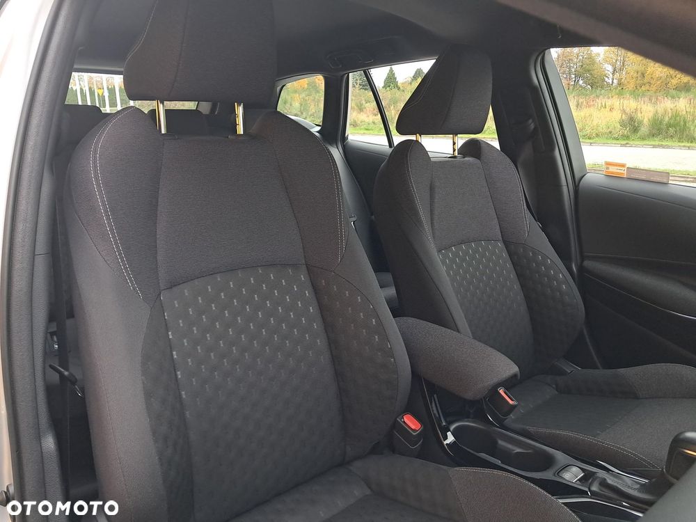 Toyota Corolla 1.8 Hybrid Comfort - 21