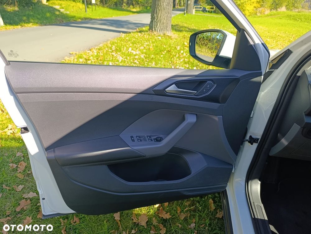 Volkswagen T-Cross - 22