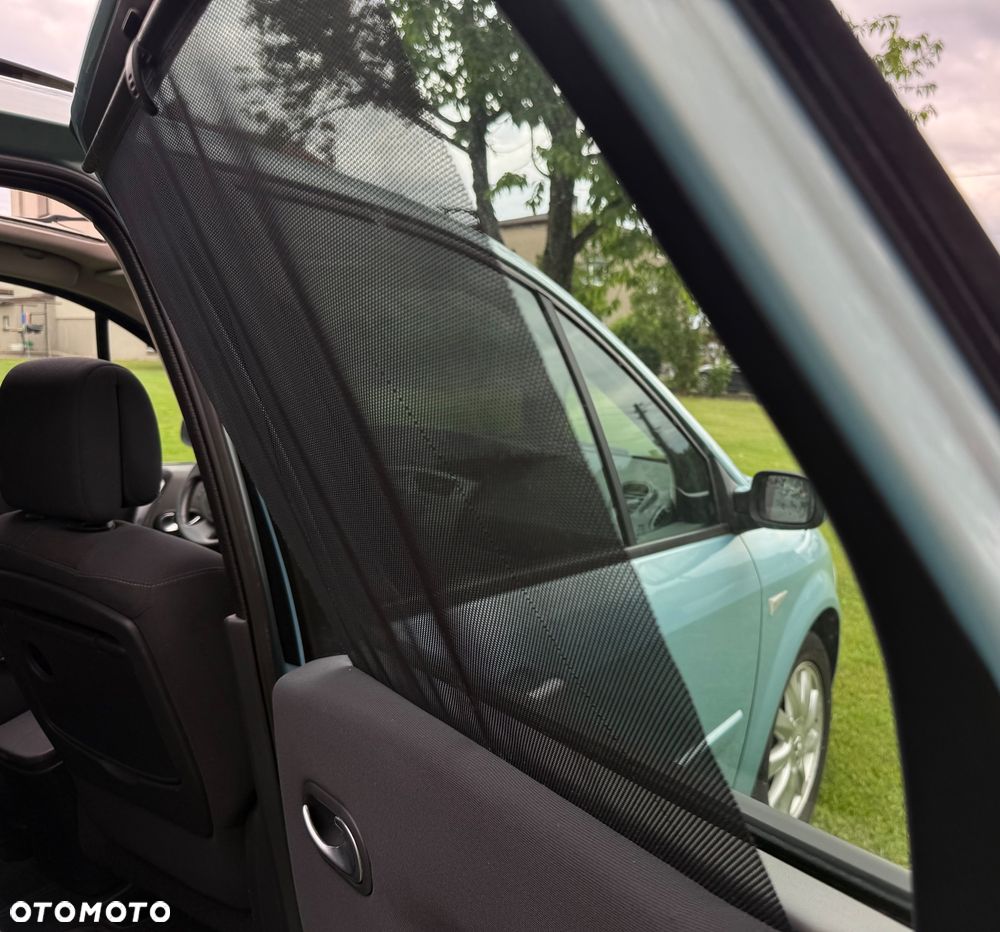 Renault Scenic - 16