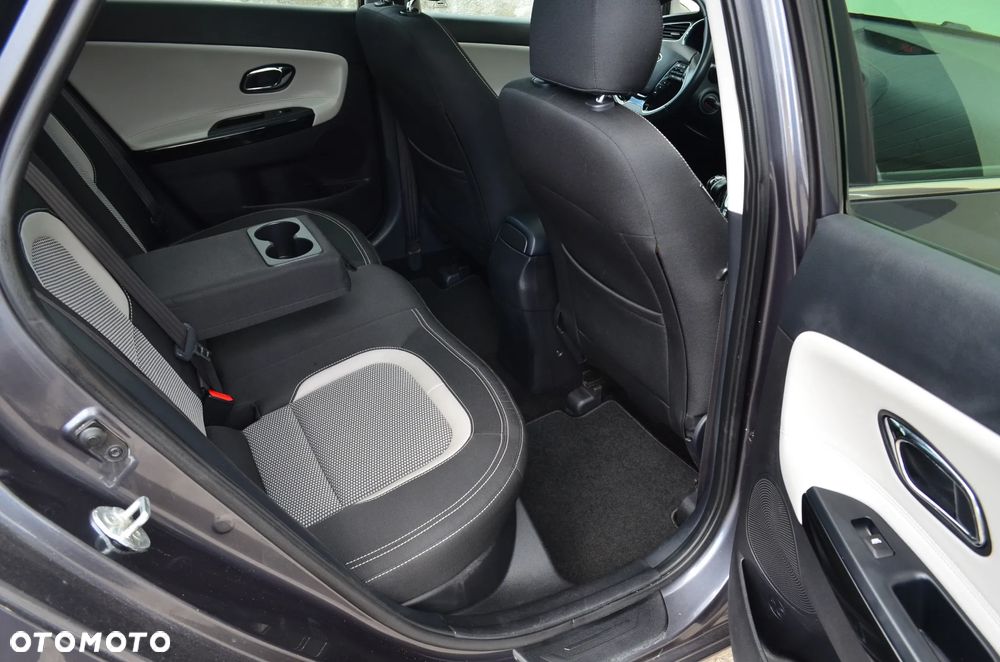 Kia Ceed 1.4 CVVT Fifa World Cup Edition - 32