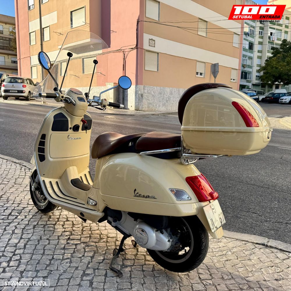 Piaggio Vespa GTV 250 - 24