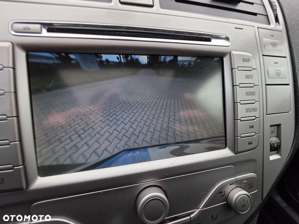 Ford Kuga 2.0 TDCi 4x4 Titanium - 32