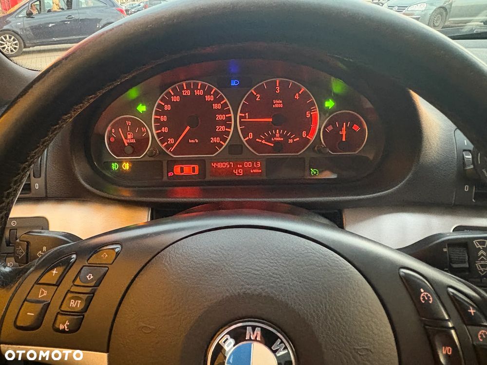 BMW Seria 3 - 25