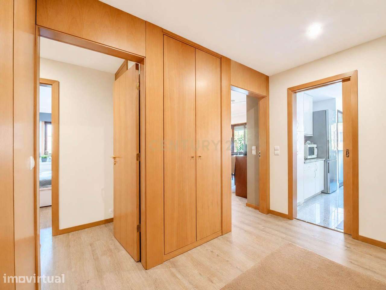 Apartamento T2 com varanda, garagem e arrumos | Senhora da Hora - Mato - Grande imagem: 3/26