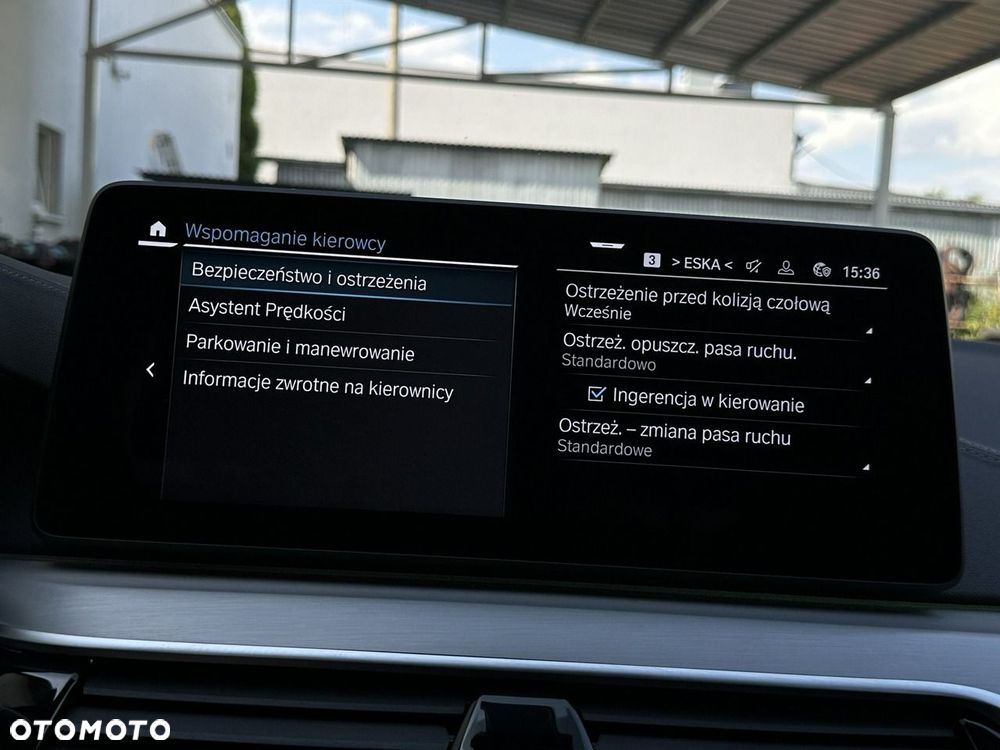 BMW Seria 5 530e xDrive Luxury Line - 38