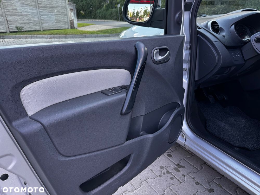 Renault Kangoo 1.5 dCi Business Eu6 - 14