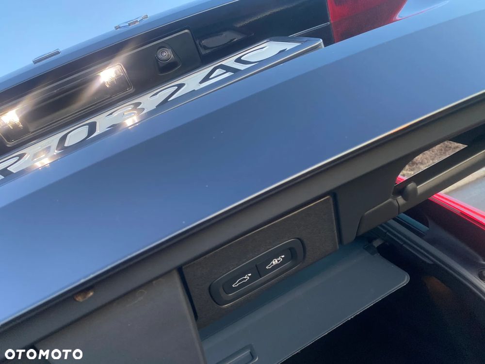 Volvo XC 60 B5 D AWD Geartronic RDesign - 17